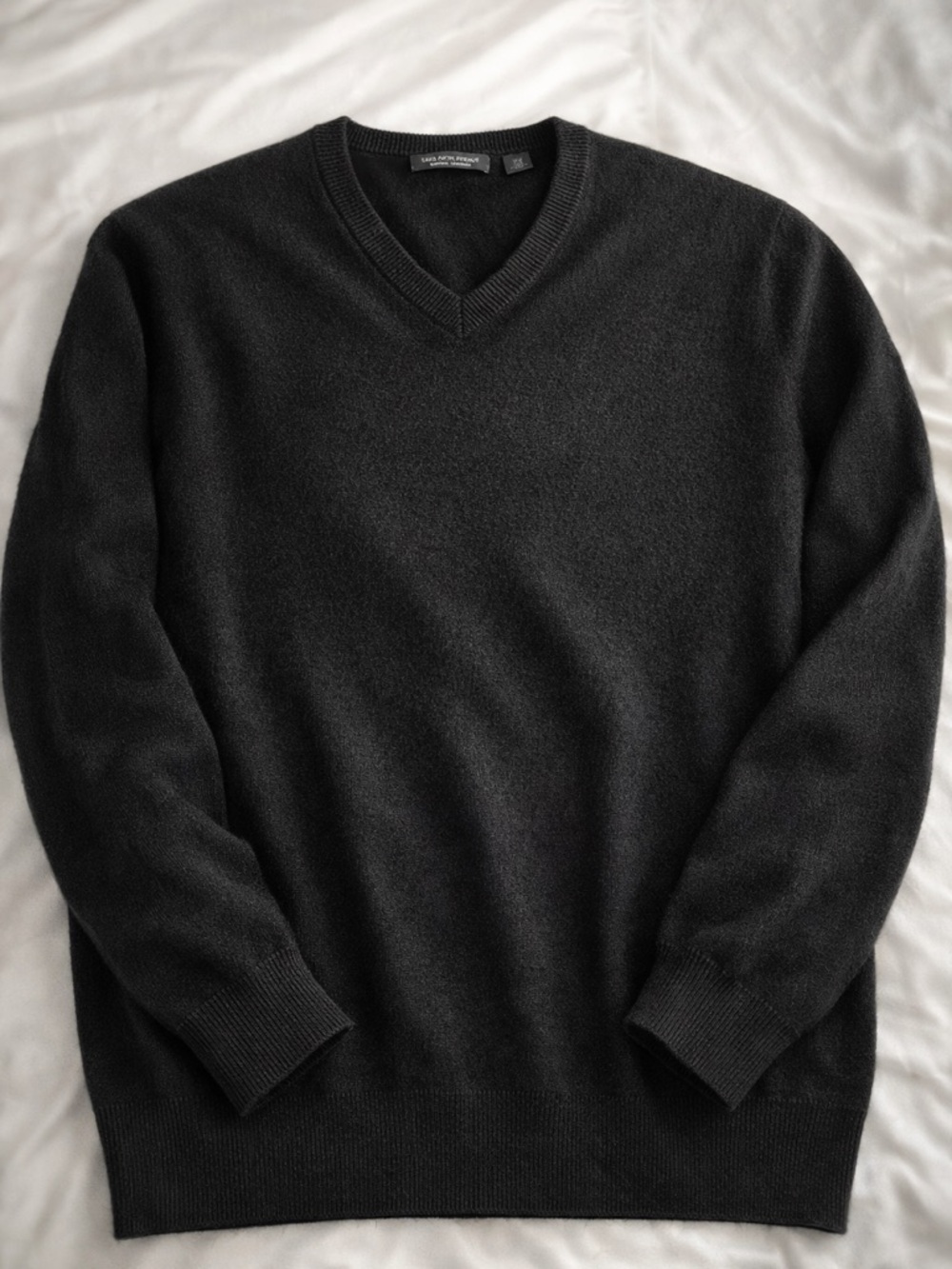 Saks Fifth Avenue Men’s Black V-Neck Cashmere Sweater